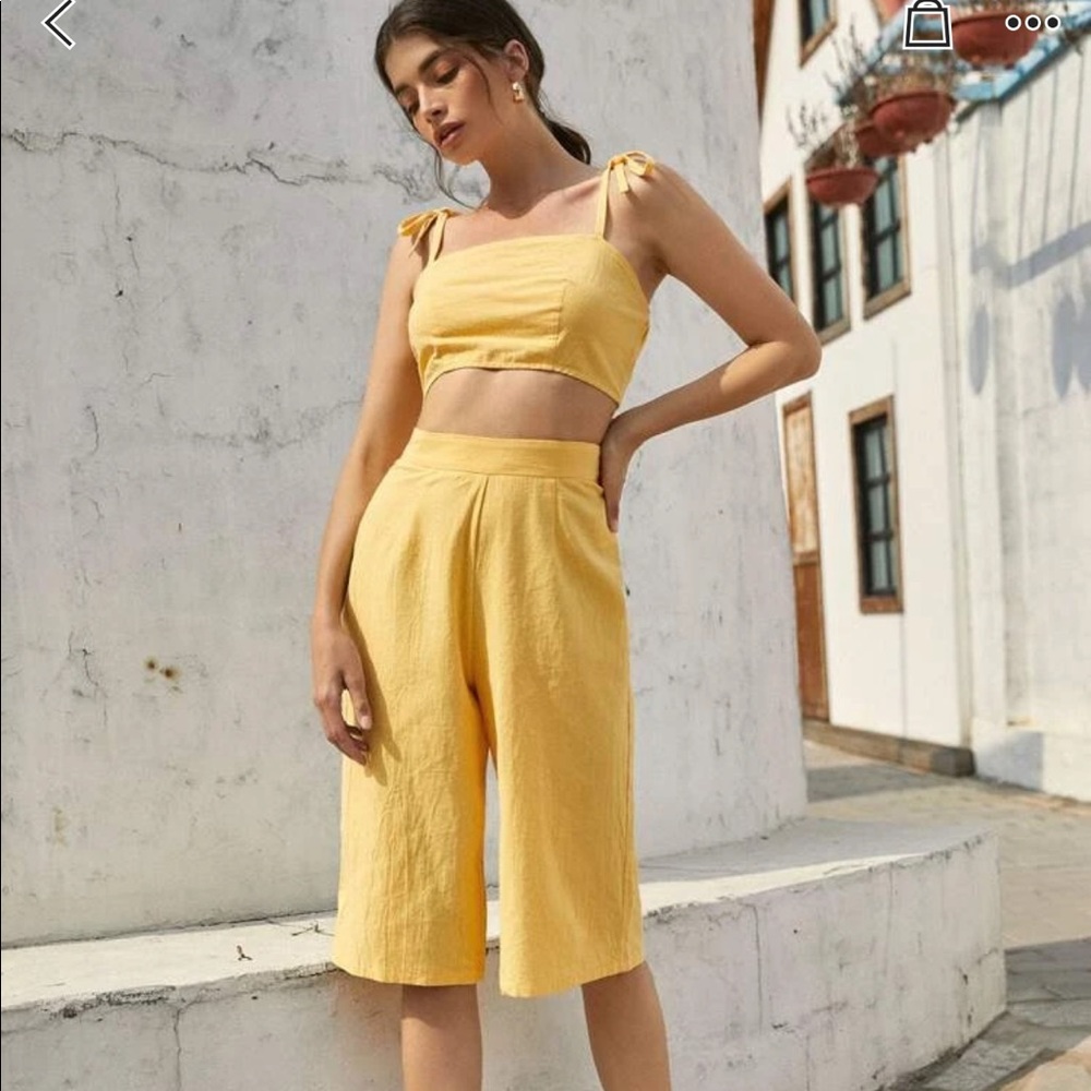 NWT SHEIN Cami Crop Top With Bermuda Shorts
